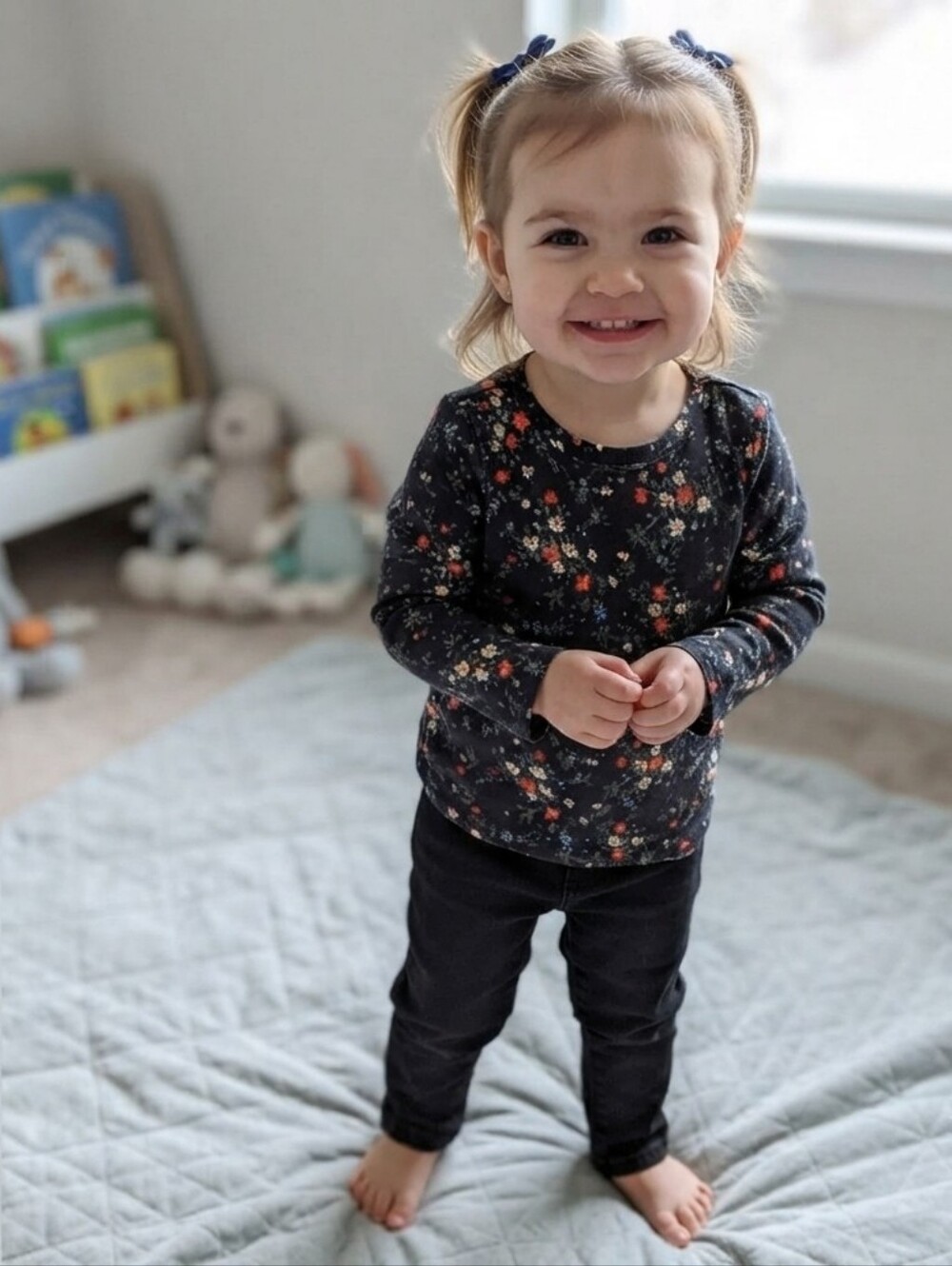 2T Floral Long Sleeve Top and Black Pants Set